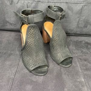 Women’s Shoes